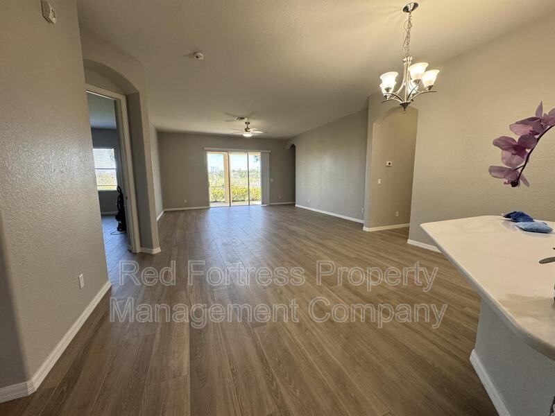 2531 Sawgrass Lake Ct - Photo 7 of 16