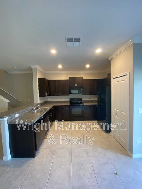 11736 Dumaine Valley Rd #11736 - Photo 3 of 23