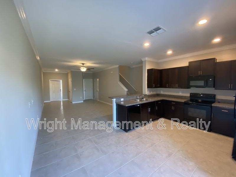 11736 Dumaine Valley Rd #11736 - Photo 4 of 23