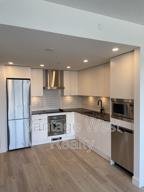 1107 St. Paul St - Photo 2 of 16