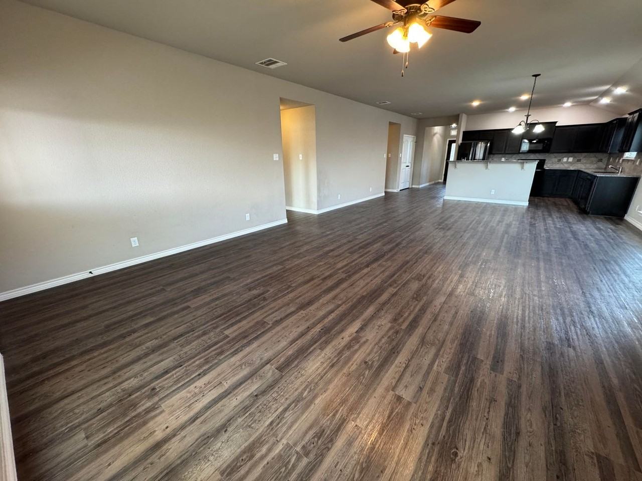 4302 Molly Dyer Dr - Photo 5 of 30