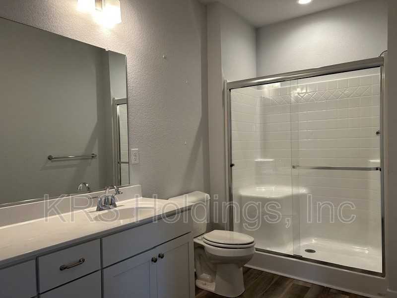 4724 Kilby Dr - Photo 7 of 12