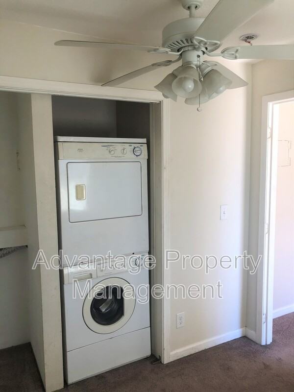 289 N Main St - Photo 6 of 9