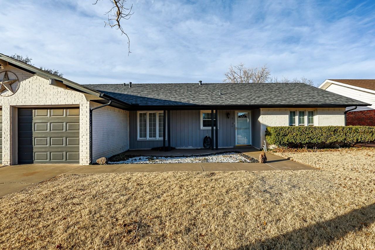 5736 36th St - Photo 3 of 50