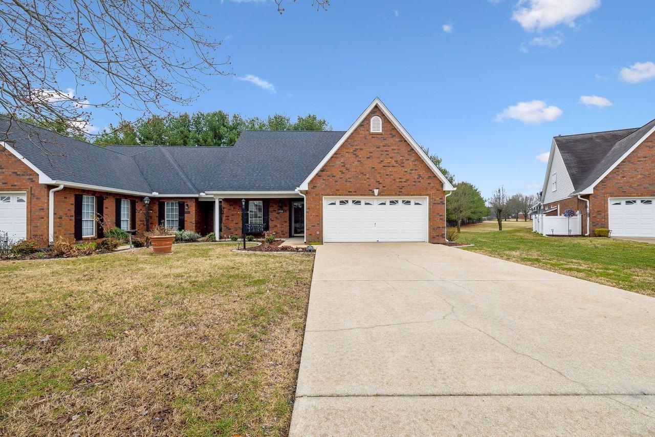 1708 Keeneland Ct - Photo 3 of 41