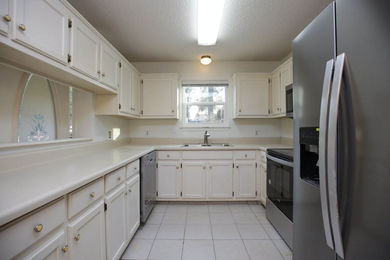 6972 Weatherwood Dr - Photo 2 of 29