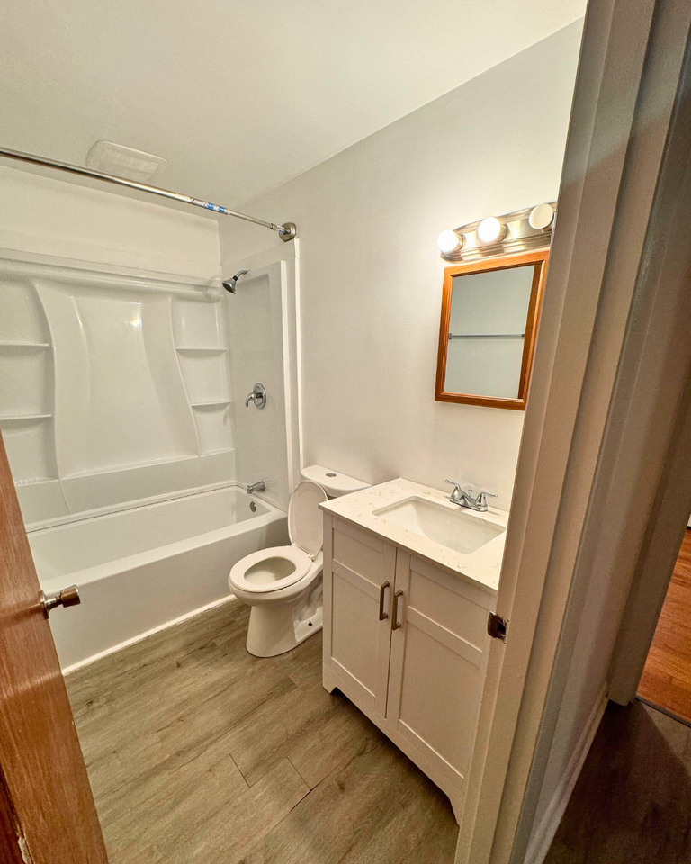 147 State Street - Photo 5 of 10