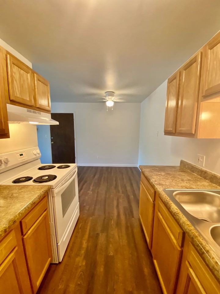 Greenway Park - Photo 5 of 21