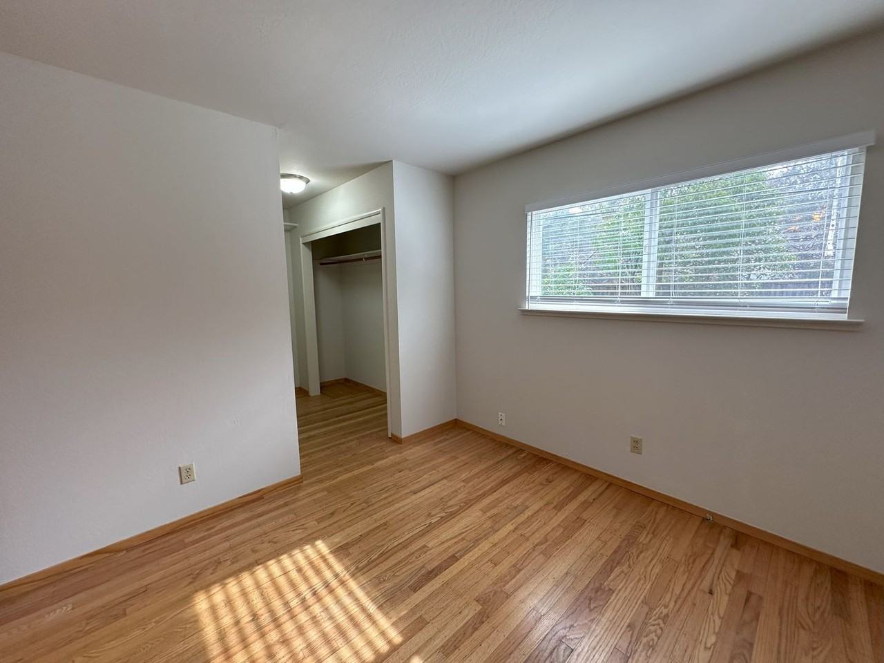 5030 Kingston Way - Photo 5 of 6