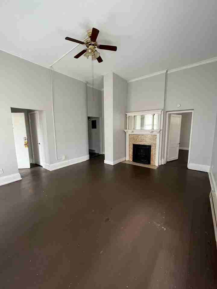 911 N 9th Street - Photo 2 of 18