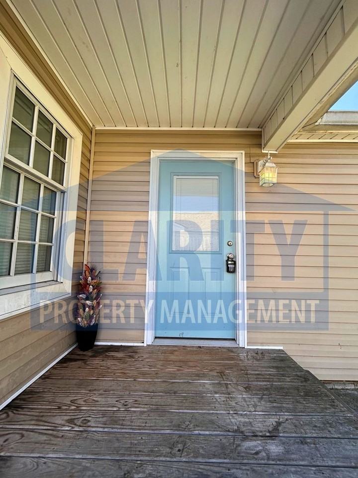 1102 Georgetown Rd Nw - Photo 2 of 20