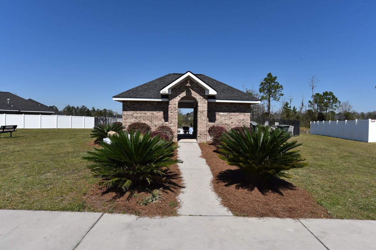 253 Augusta Way - Photo 4 of 19