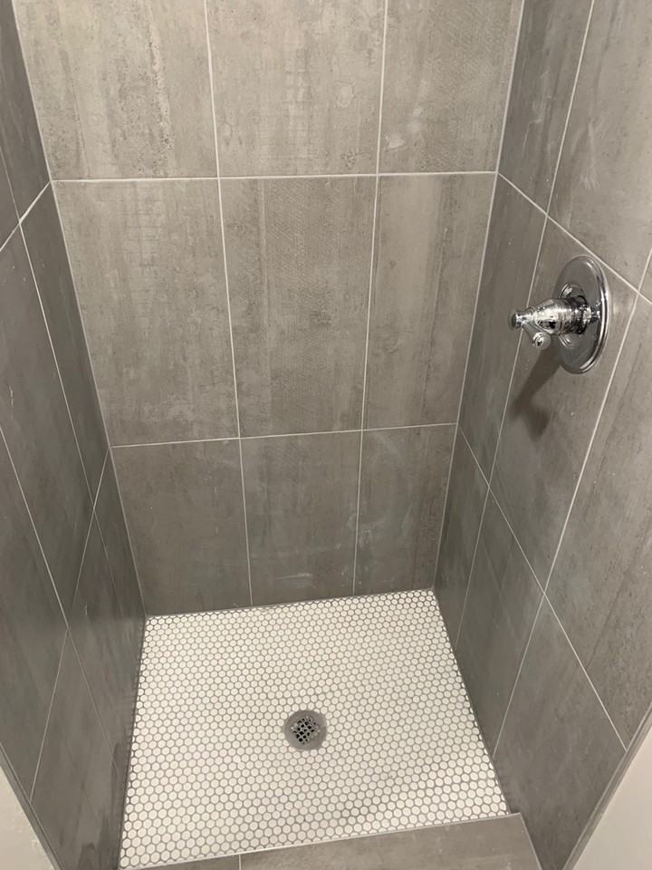 4301 S Delaware St #6 - Photo 4 of 6