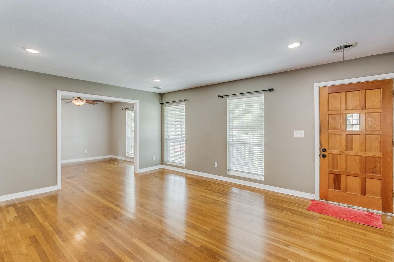 3547 Firestone Blvd - Photo 4 of 25