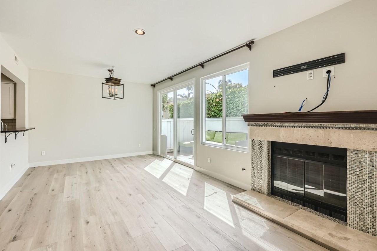 13633 Tiverton Rd - Photo 5 of 29