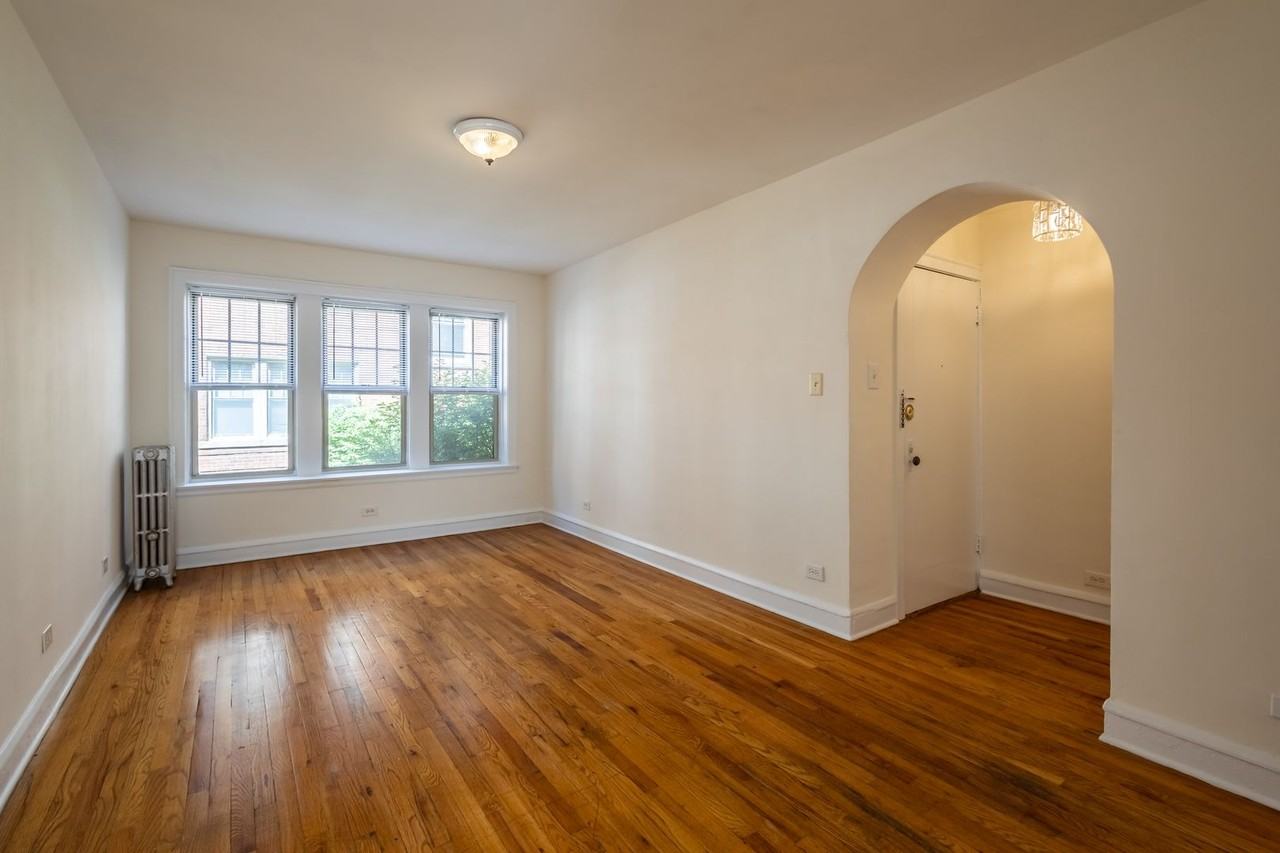 2609 N Lamon Ave #A1 - Photo 6 of 11