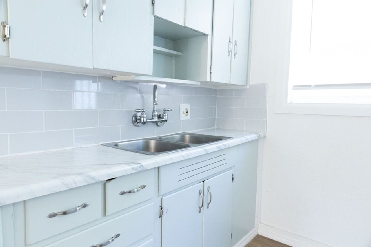 517 N Saint Paul St - Photo 6 of 14
