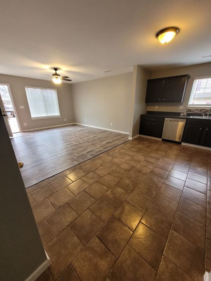 1835 Woodland Trl - Photo 3 of 13