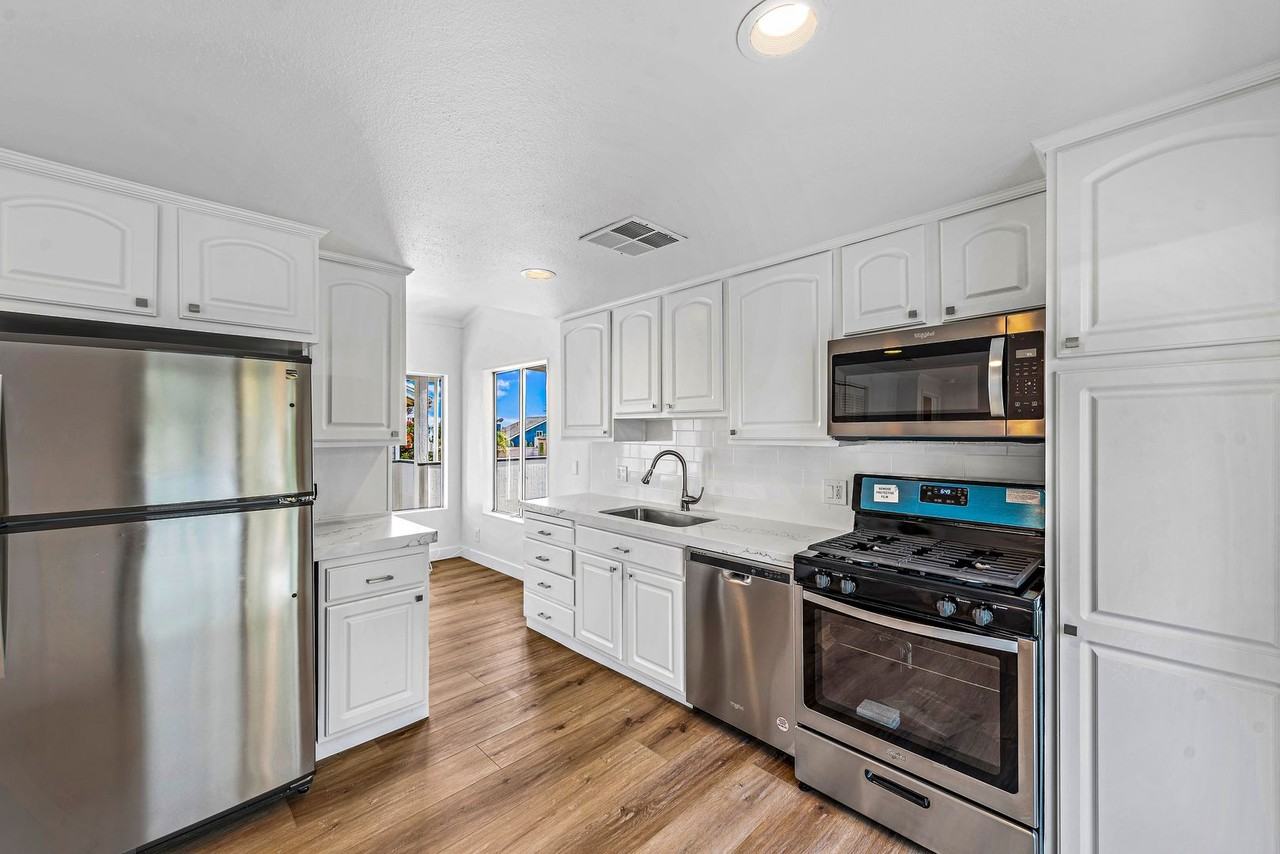 33842 Robles Dr - Photo 6 of 18