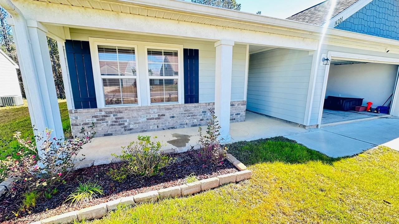 14221 Sanctuary Trails Dr - Photo 2 of 35