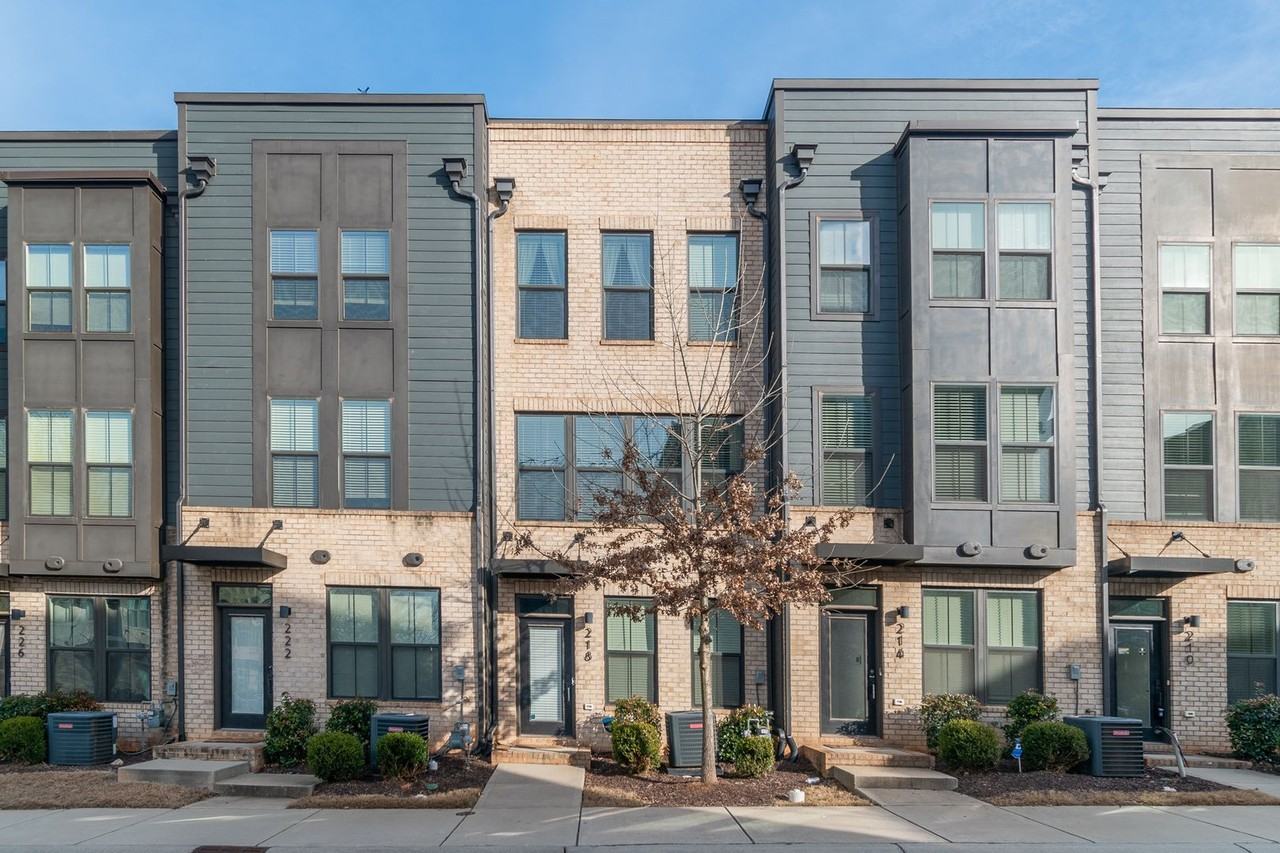 218 Music Hall Way - Photo 2 of 35