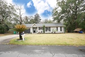 featured image of 110 Oak Shores Dr