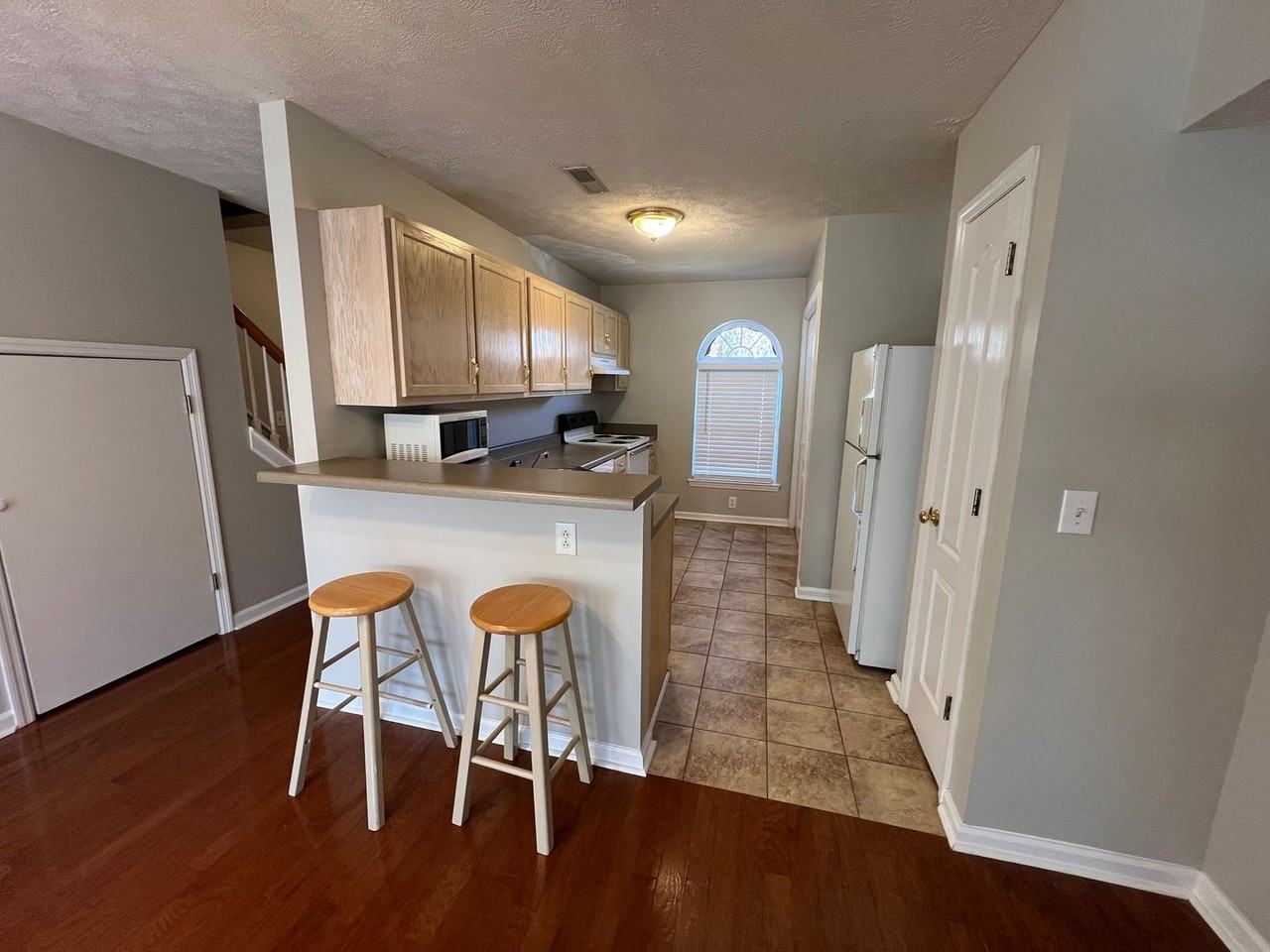 1624 Center Pointe Dr - Photo 5 of 22