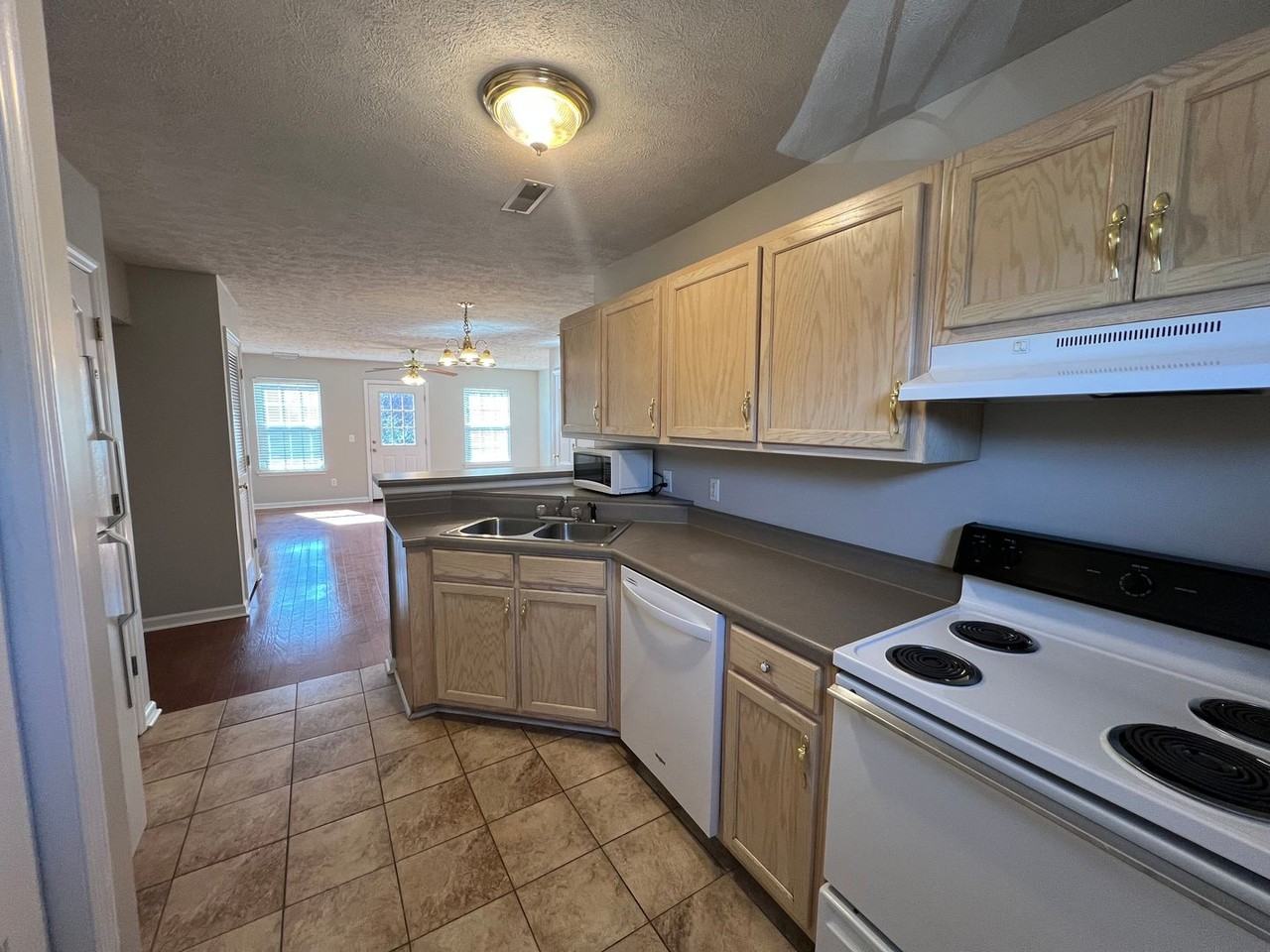 1624 Center Pointe Dr - Photo 7 of 22