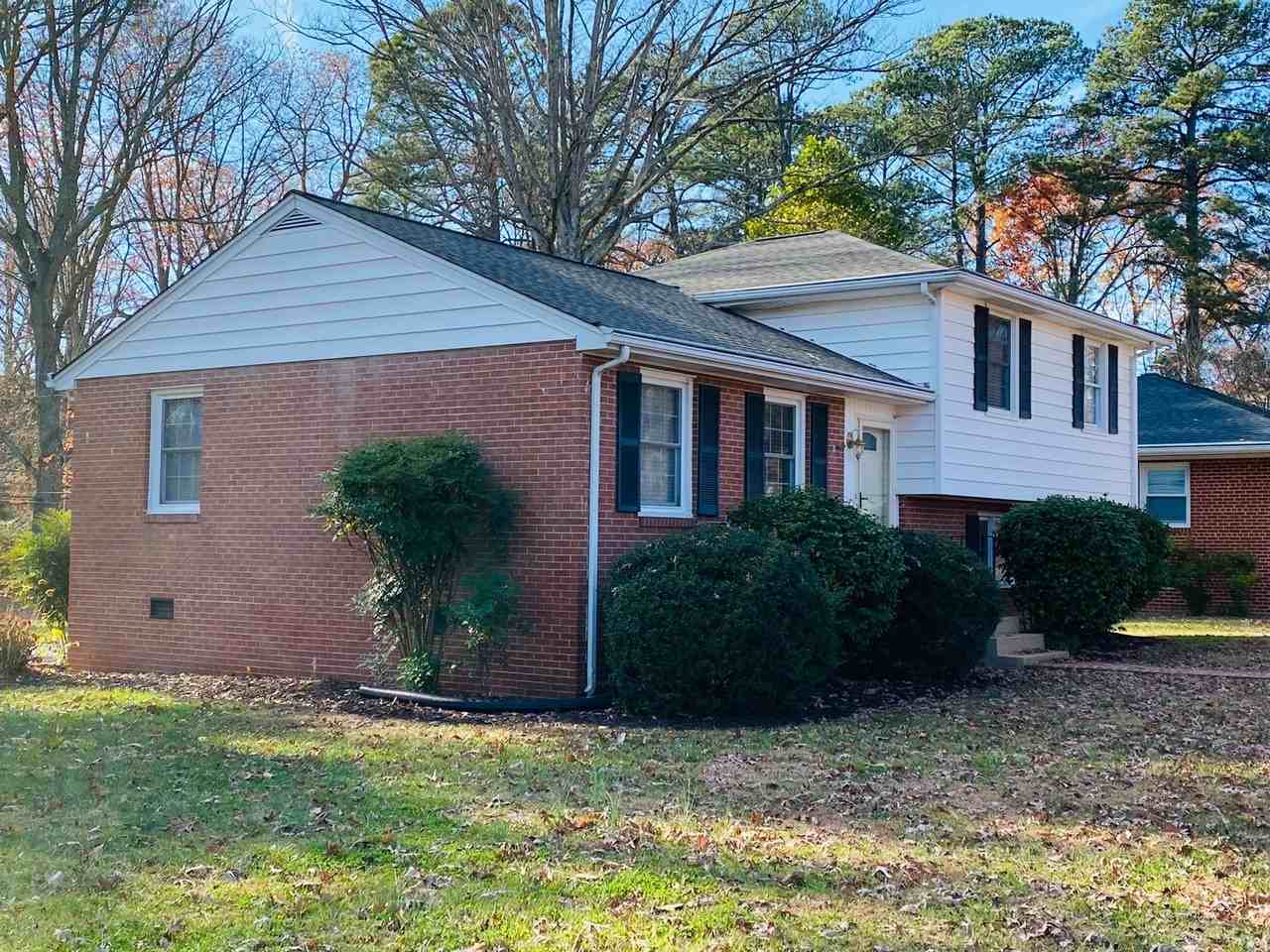 9001 Avalon Dr - Photo 2 of 32