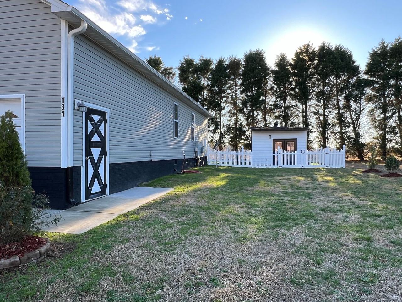 184 Hudson Farms Way - Photo 3 of 50