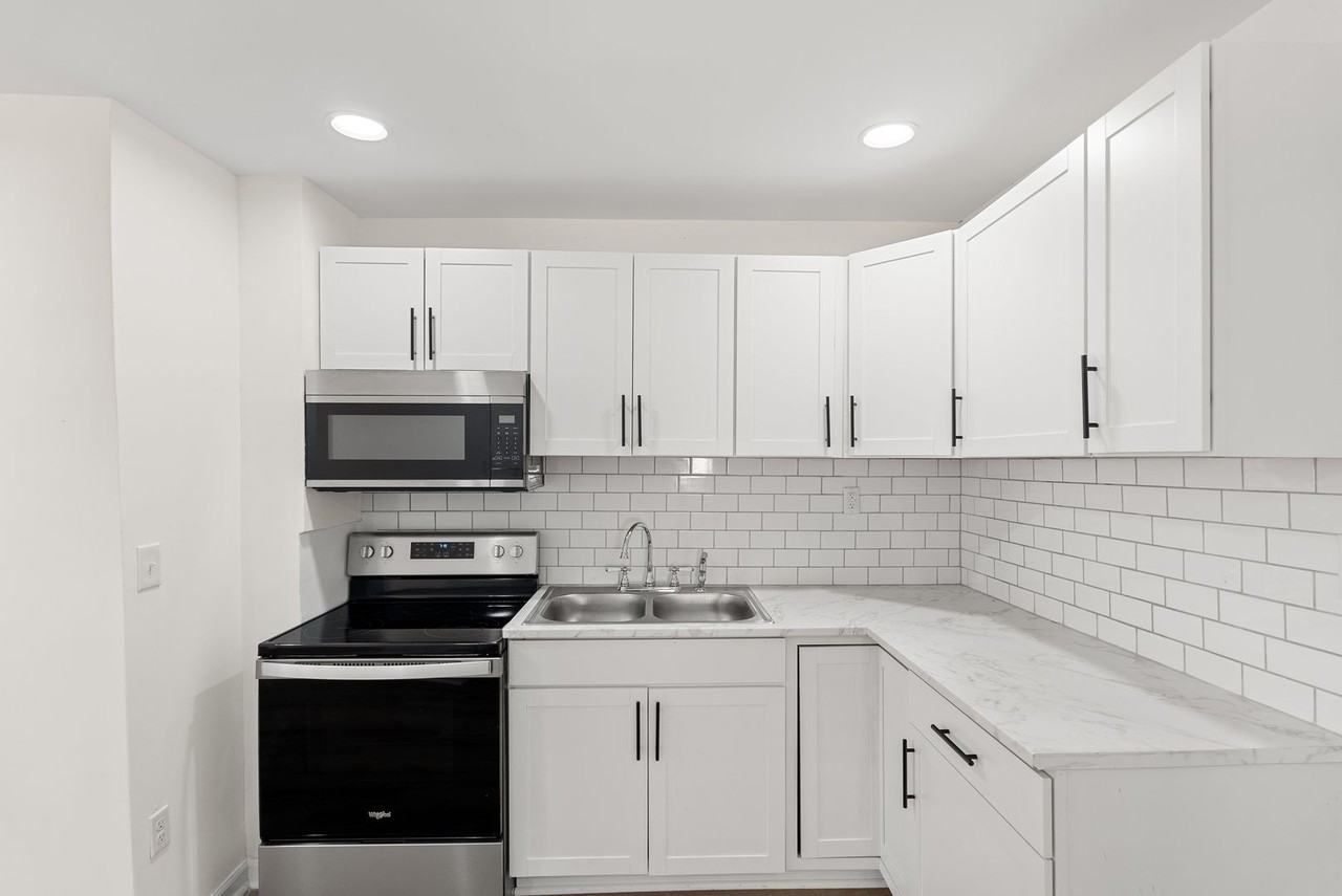 1905 Cleveland Ave - Photo 3 of 19