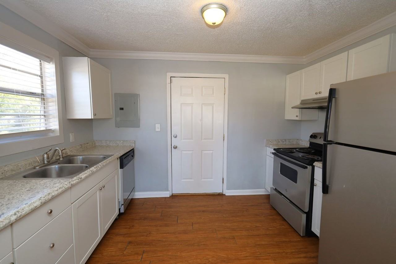 817 Lilly Street #A - Photo 2 of 10