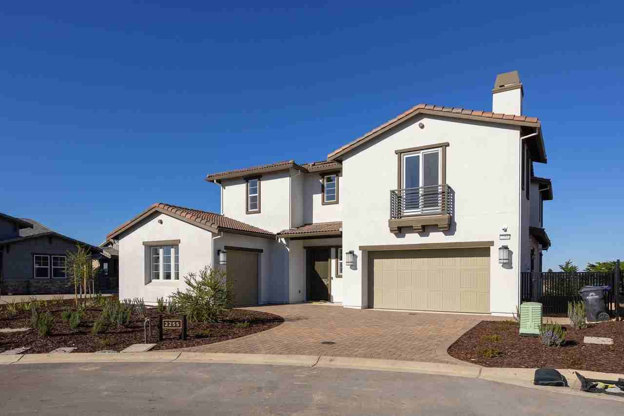 2255 Cypress Ln - Photo 2 of 50