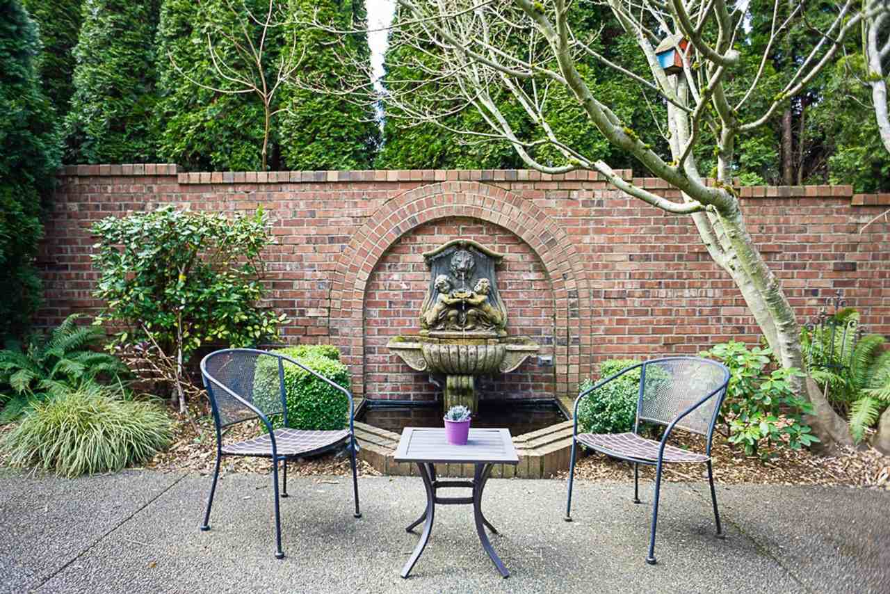 1508 39th Ave E - Photo 3 of 37