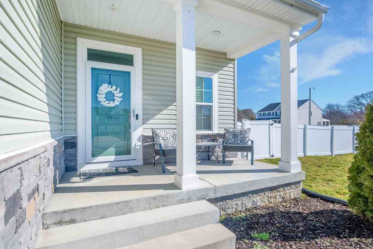 22 Mimi Cir - Photo 3 of 27