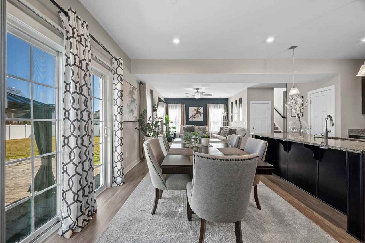 22 Mimi Cir - Photo 7 of 27