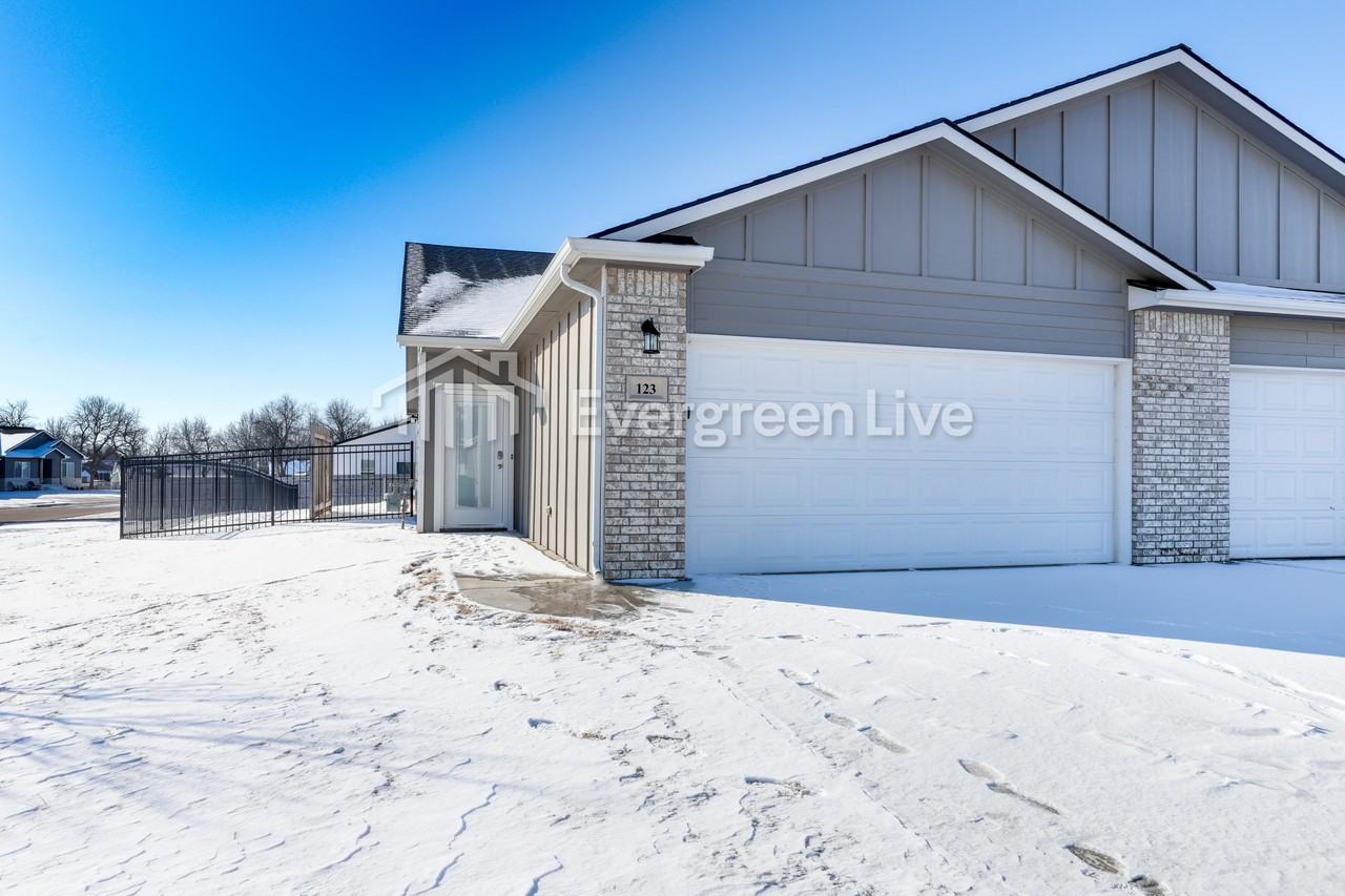 123 E Santa Fe Cir - Photo 3 of 23