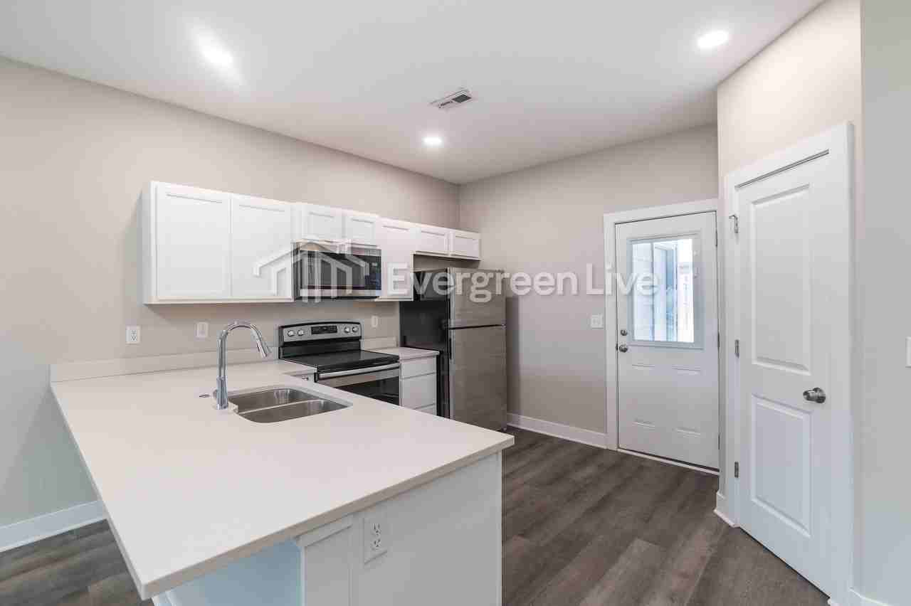 110 E Santa Fe Cir - Photo 6 of 21