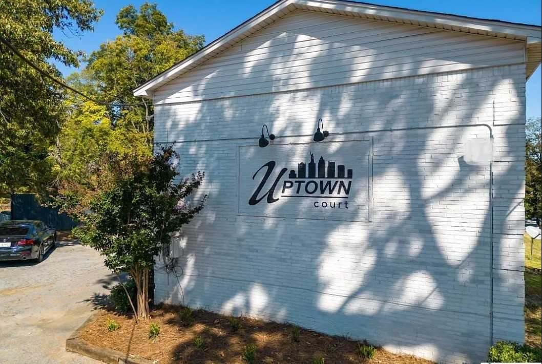 Uptown Court - Photo 2 of 5