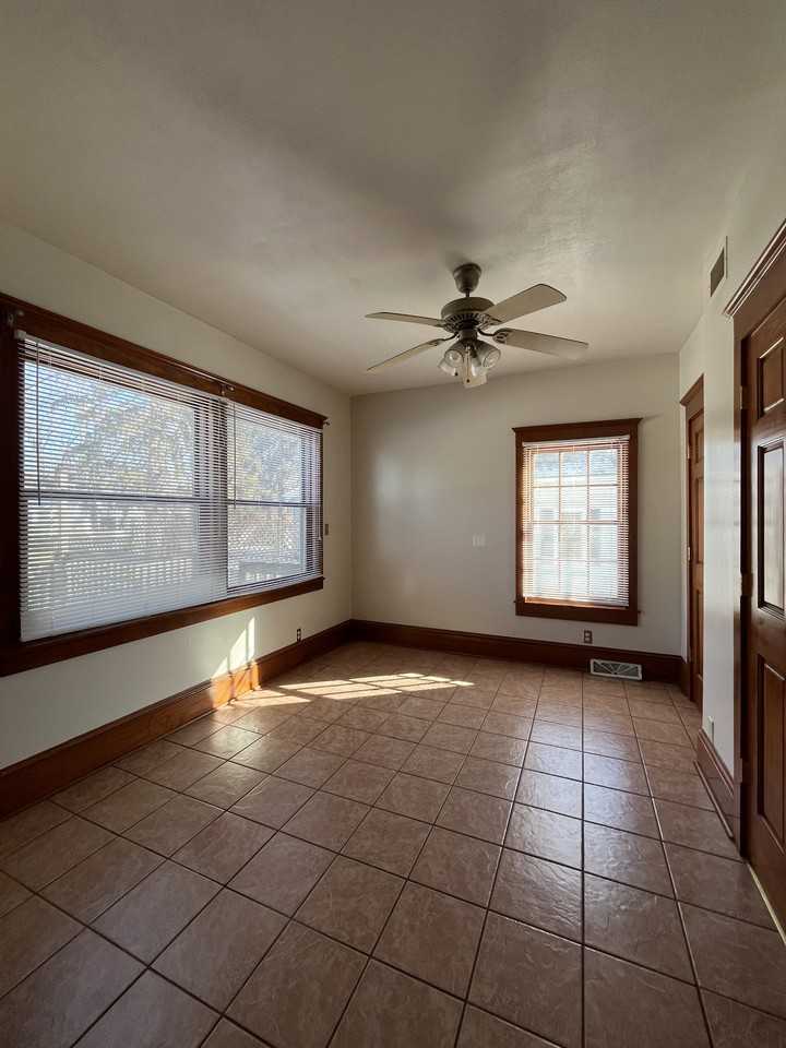 311 E Blackhawk Dr #NA - Photo 3 of 14