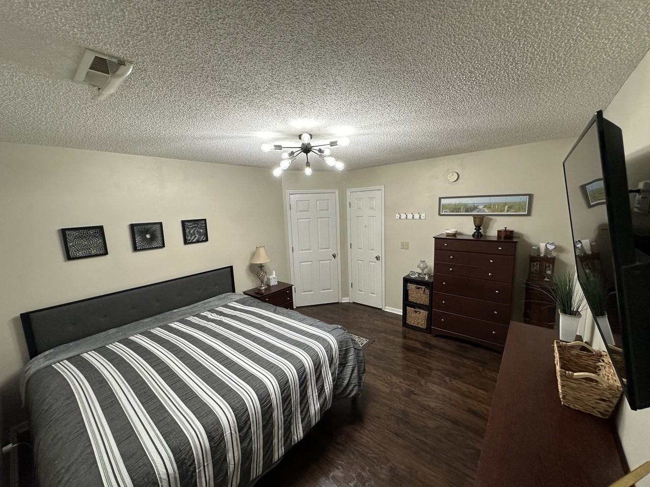 279 Navigators Dr #NA - Photo 3 of 12