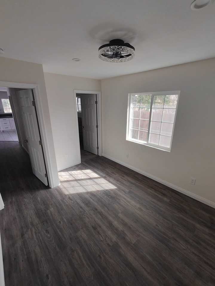 1473 W Temple St #NA - Photo 3 of 11