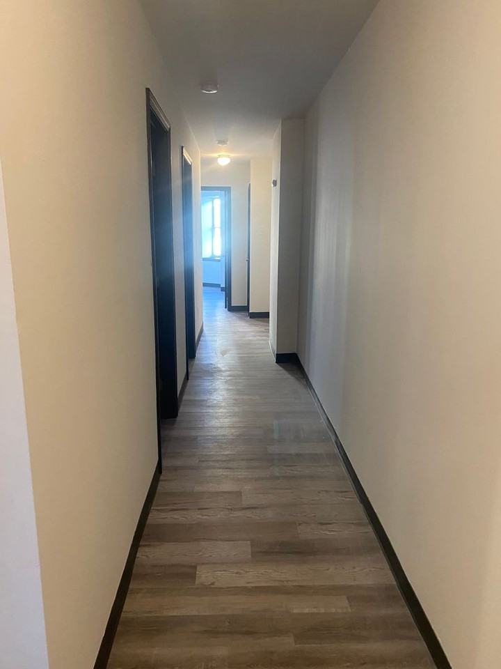 Spacious affordable apartments - Photo 4 of 13