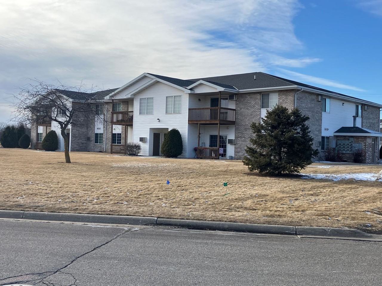 Creekside - Photo 3 of 50