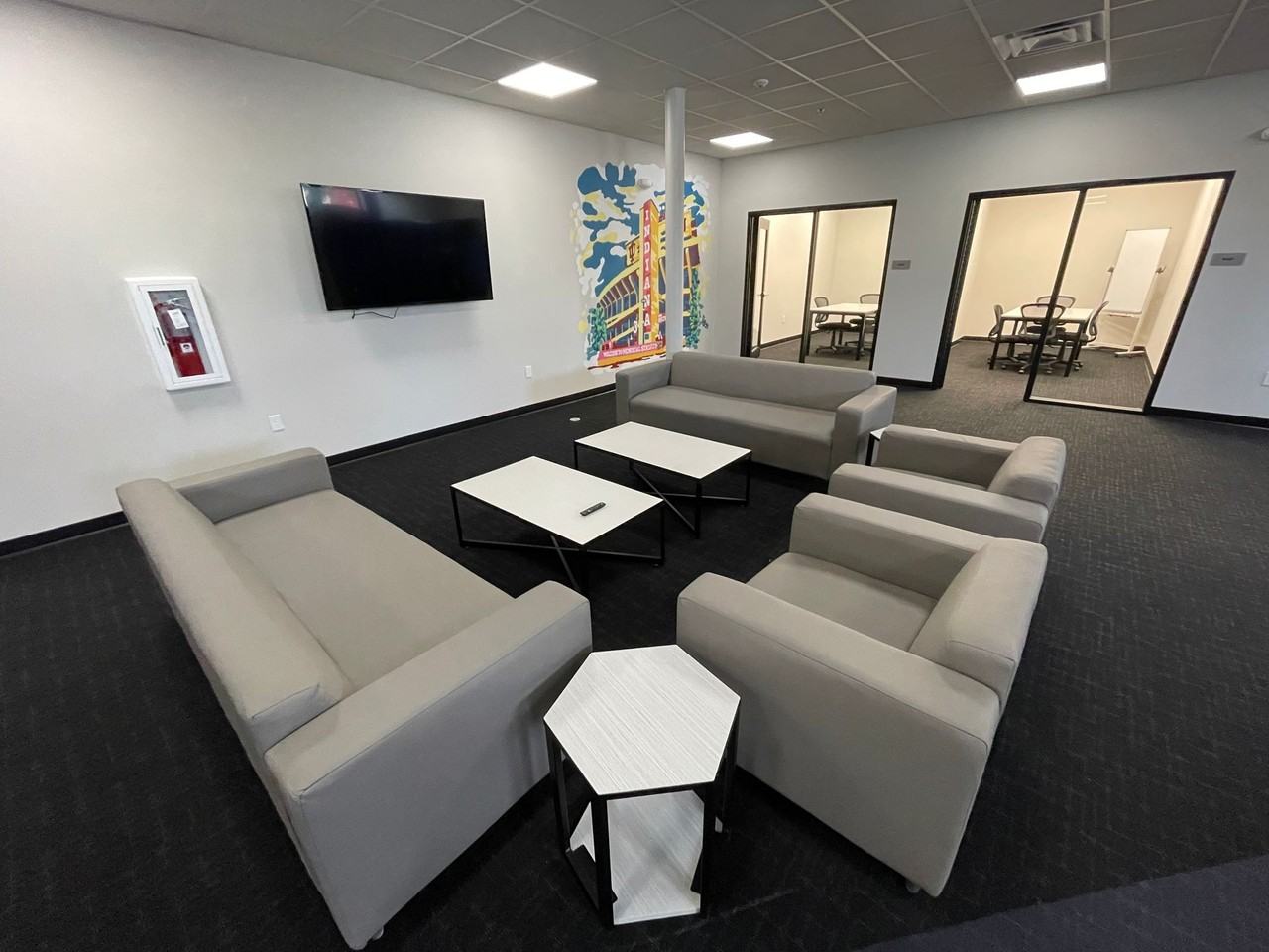 Lofton - Photo 7 of 50