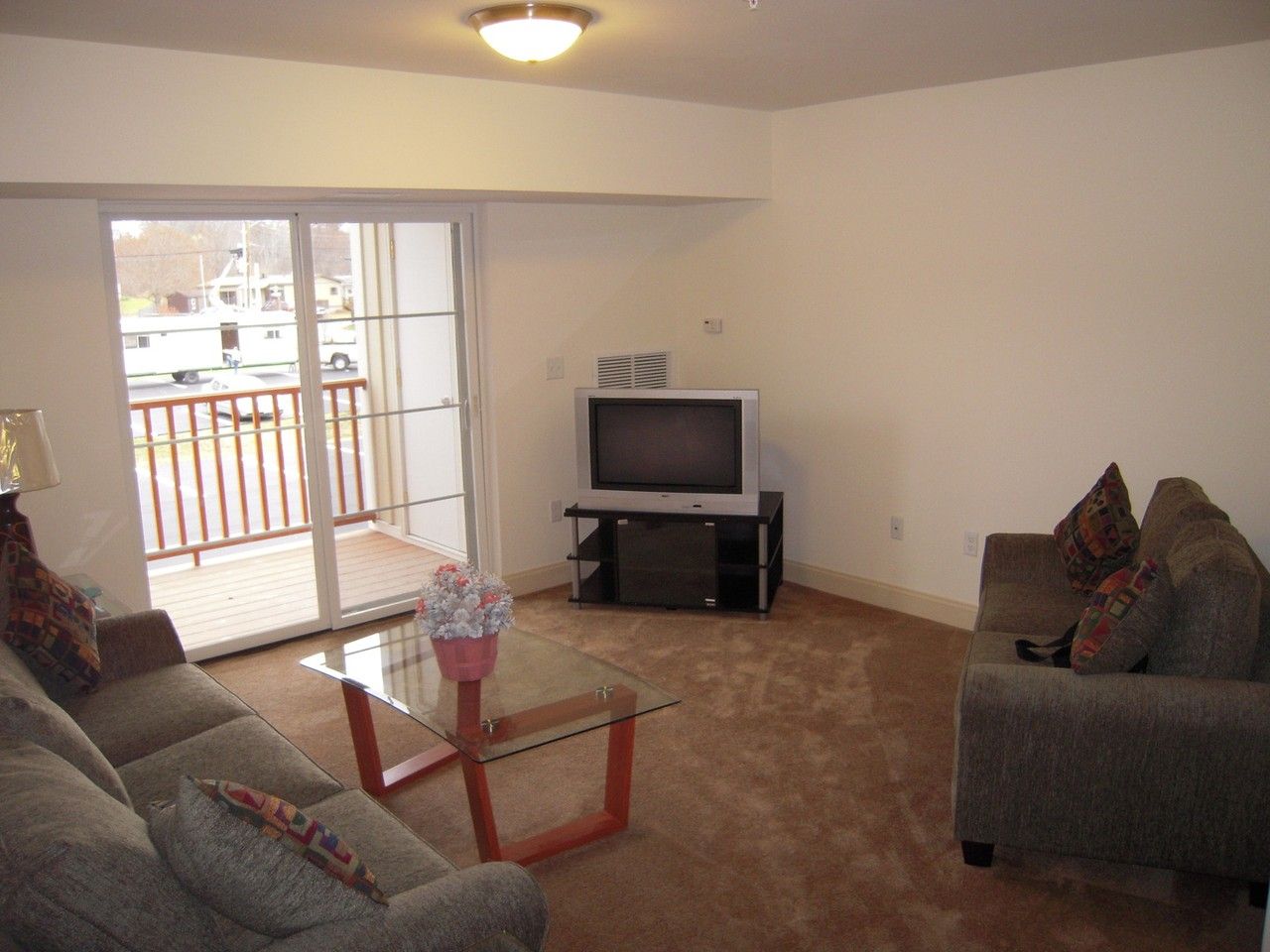 Stonybrook Apartments - Photo 2 of 7
