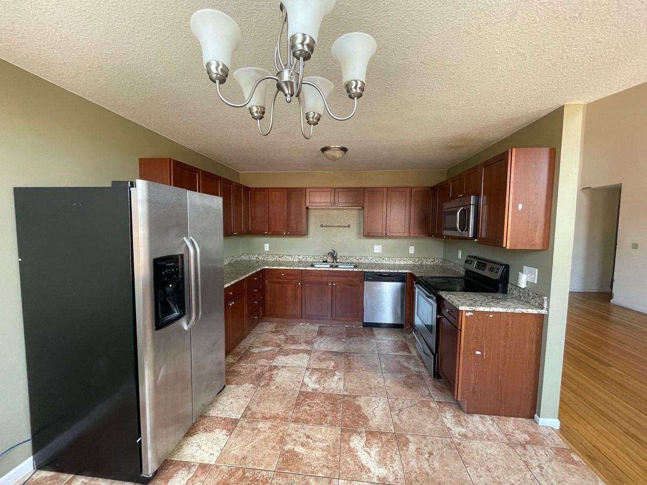 CBP 401-405 - Photo 5 of 16