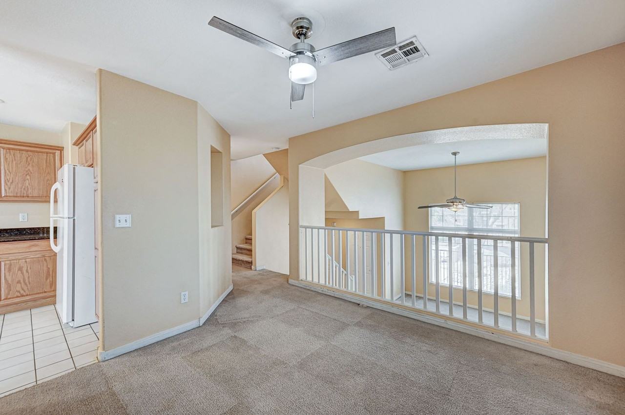 2760 Red Vista Ct - Photo 7 of 39