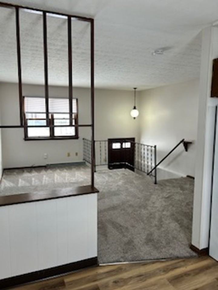 612 Lincoln Ave - Photo 7 of 15