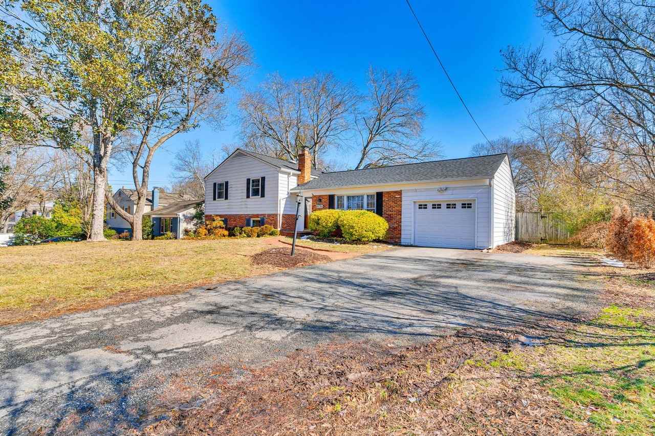 8735 Fort Hunt Rd - Photo 3 of 35